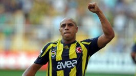 829x469-roberto-carlos-sahalara-geri-donuyor-yeni-takimi-1643701366917.jpeg